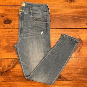 EUC MOTHER The Looker Jeans